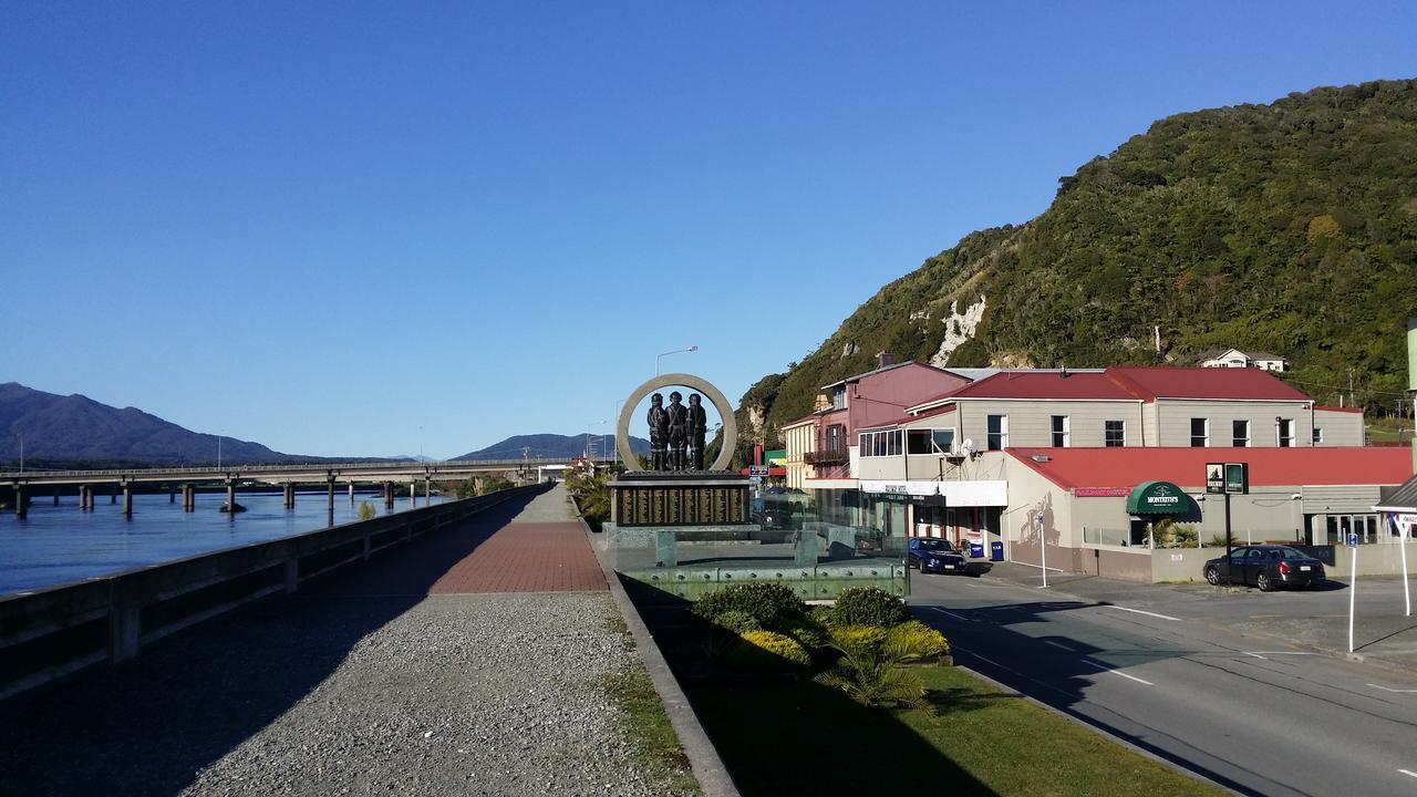 Railway Hotel Greymouth Eksteriør billede